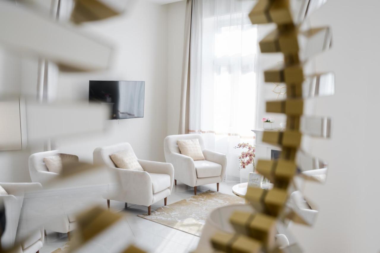 Bpr Etienne Charming Apartment Budapest Ngoại thất bức ảnh